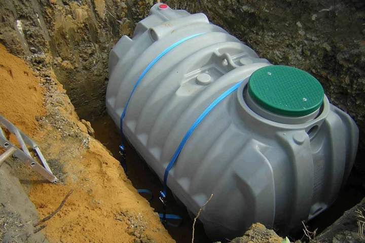 Pose de fosse toutes eaux au Château-d'Almenêches
