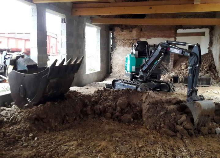 Travaux de terrassement Le Château-d'Almenêches